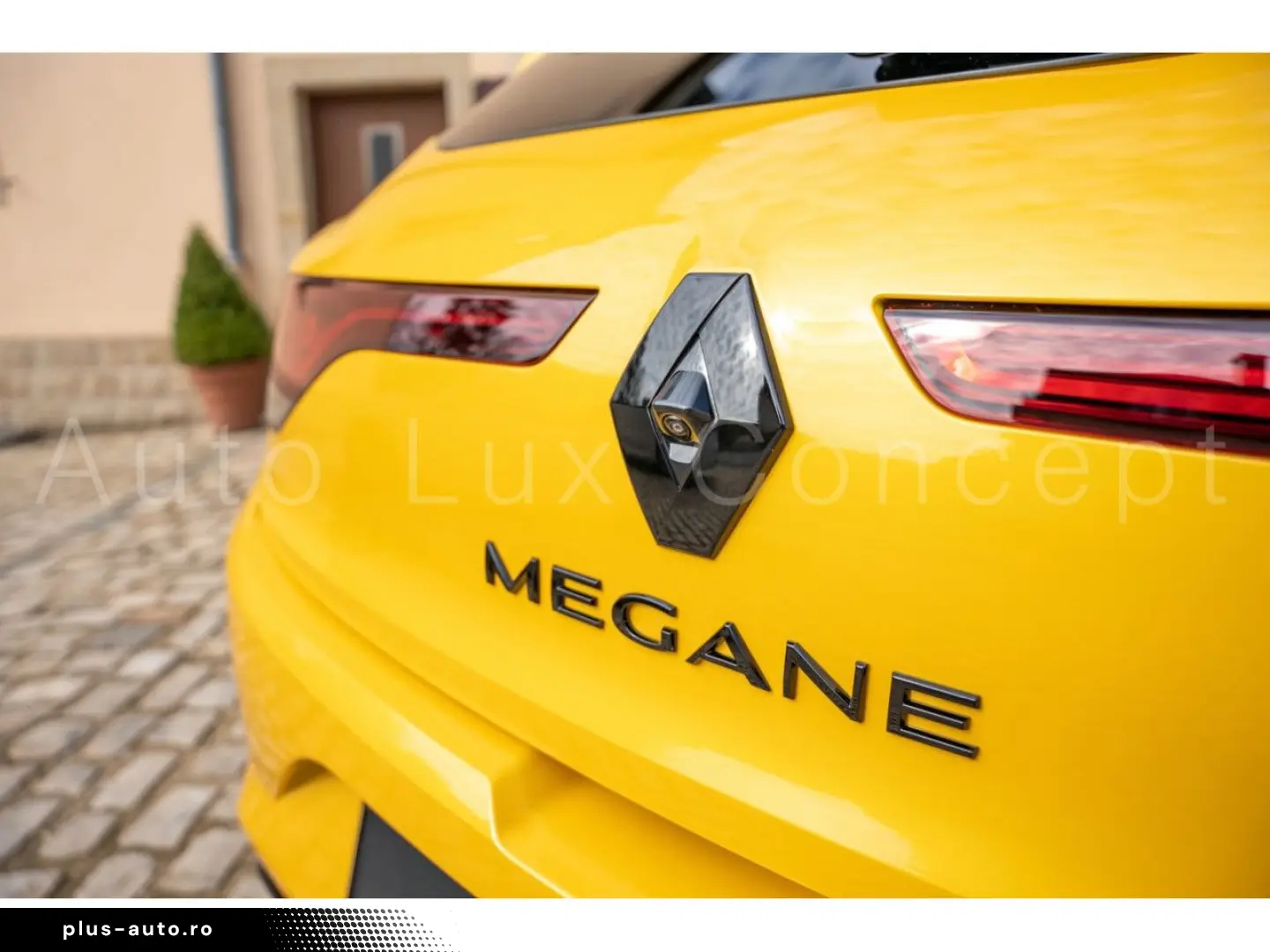 RENAULT Megane RS Ultime TCe 300 EDC Pano HUD Kam ACC