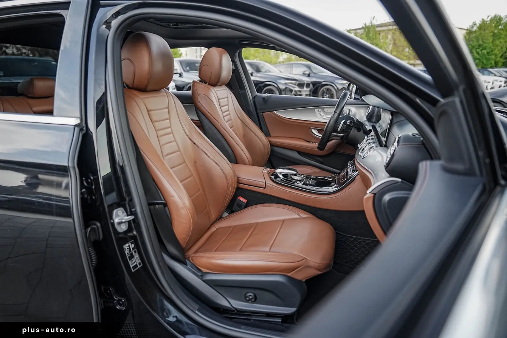 Mercedes-Benz E 350e 9G-TRONIC AMG Line