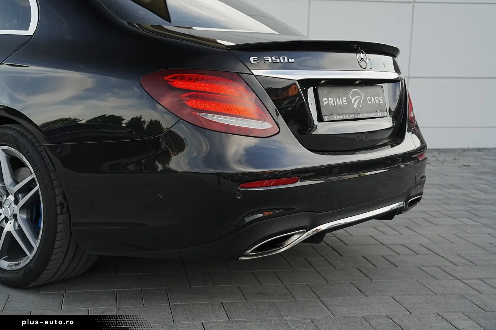Mercedes-Benz E 350e 9G-TRONIC AMG Line