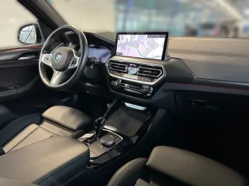 BMW X3 xDrive 20 d M Sport  Standheizung AHK Laser