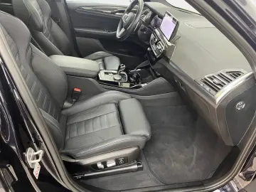 BMW X4 M40d ACC Innovation Laser Pano 360 Lenkradhzg
