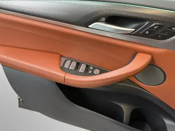 BMW X4 M40d AHK Pano Standhzg. Head-Up H K