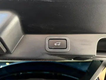 LAND ROVER Range Rover Sport HSE Dynamic PANO 22-Zoll