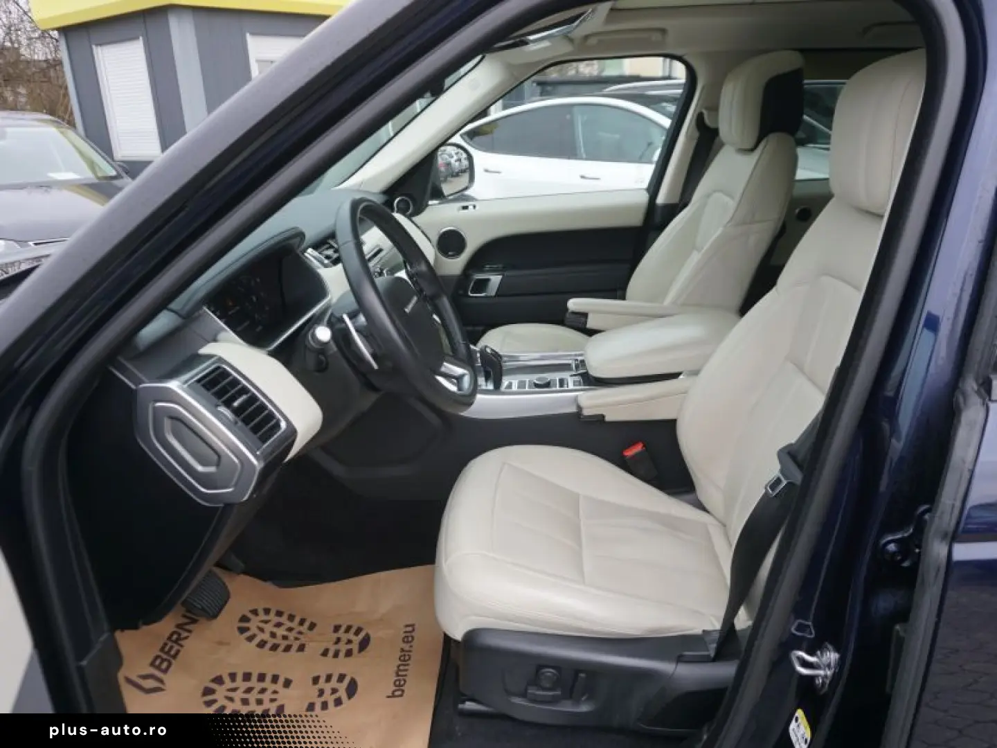 LAND ROVER Range Rover Sport 3 0 i6 D300 MHEV AWD HSE Aut.