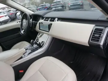 LAND ROVER Range Rover Sport 3 0 i6 D300 MHEV AWD HSE Aut.