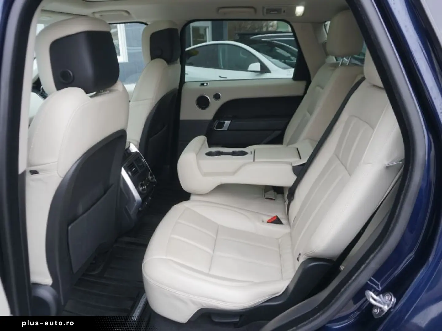 LAND ROVER Range Rover Sport 3 0 i6 D300 MHEV AWD HSE Aut.
