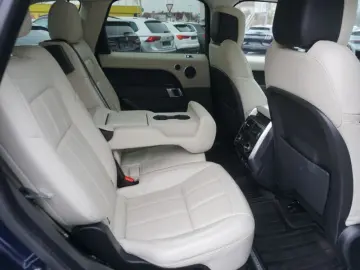 LAND ROVER Range Rover Sport 3 0 i6 D300 MHEV AWD HSE Aut.