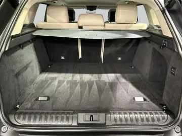 LAND ROVER Range Rover Sport D300 (SDV6) HSE Dynamic