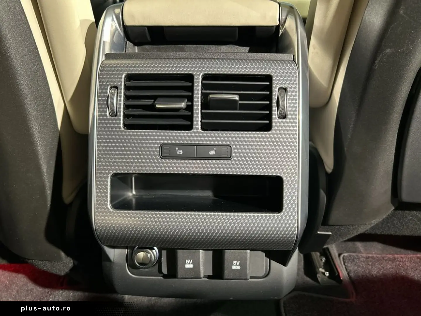 LAND ROVER Range Rover Sport D300 (SDV6) HSE Dynamic