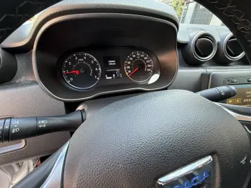 DUSTER 1.5 BLUE DCI 115HP PRESTIGE 4WD Jante 17''