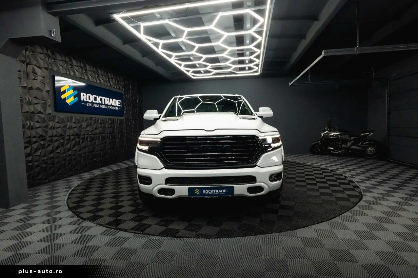 DODGE RAM 5.7 V8 HEMI 4x4 OFFROAD LONGBED Limited 19%