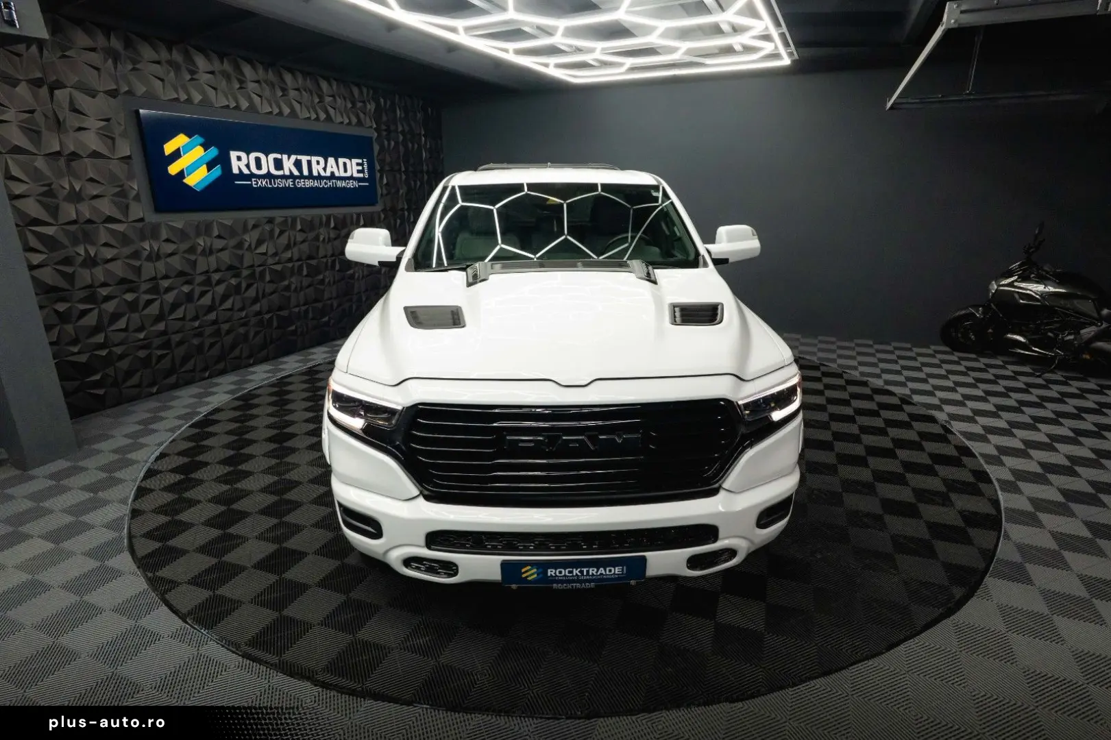 DODGE RAM 5.7 V8 HEMI 4x4 OFFROAD LONGBED Limited 19%