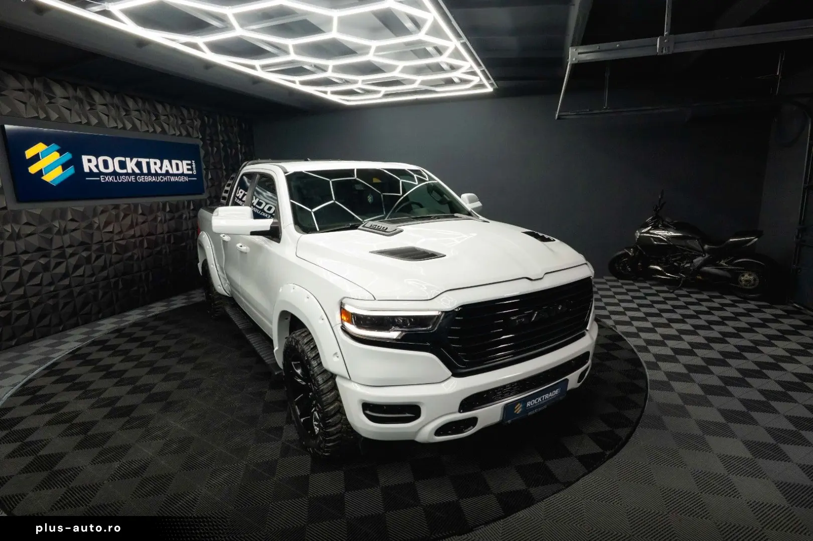 DODGE RAM 5.7 V8 HEMI 4x4 OFFROAD LONGBED Limited 19%