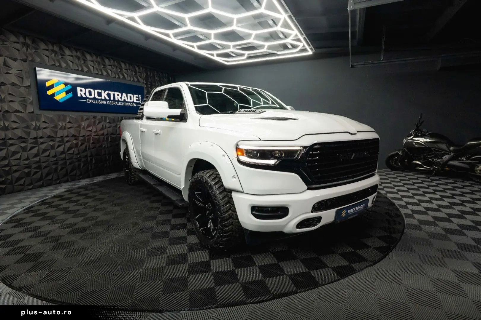 DODGE RAM 5.7 V8 HEMI 4x4 OFFROAD LONGBED Limited 19%