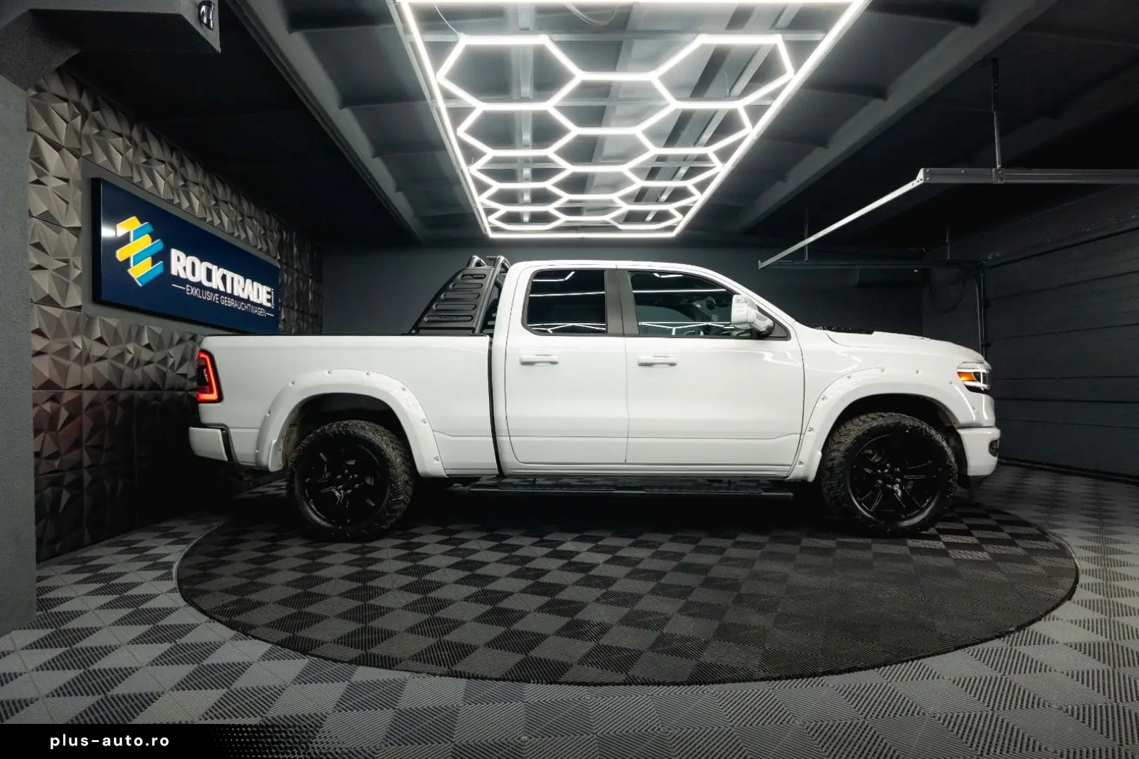 DODGE RAM 5.7 V8 HEMI 4x4 OFFROAD LONGBED Limited 19%