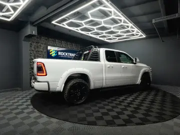DODGE RAM 5.7 V8 HEMI 4x4 OFFROAD LONGBED Limited 19%