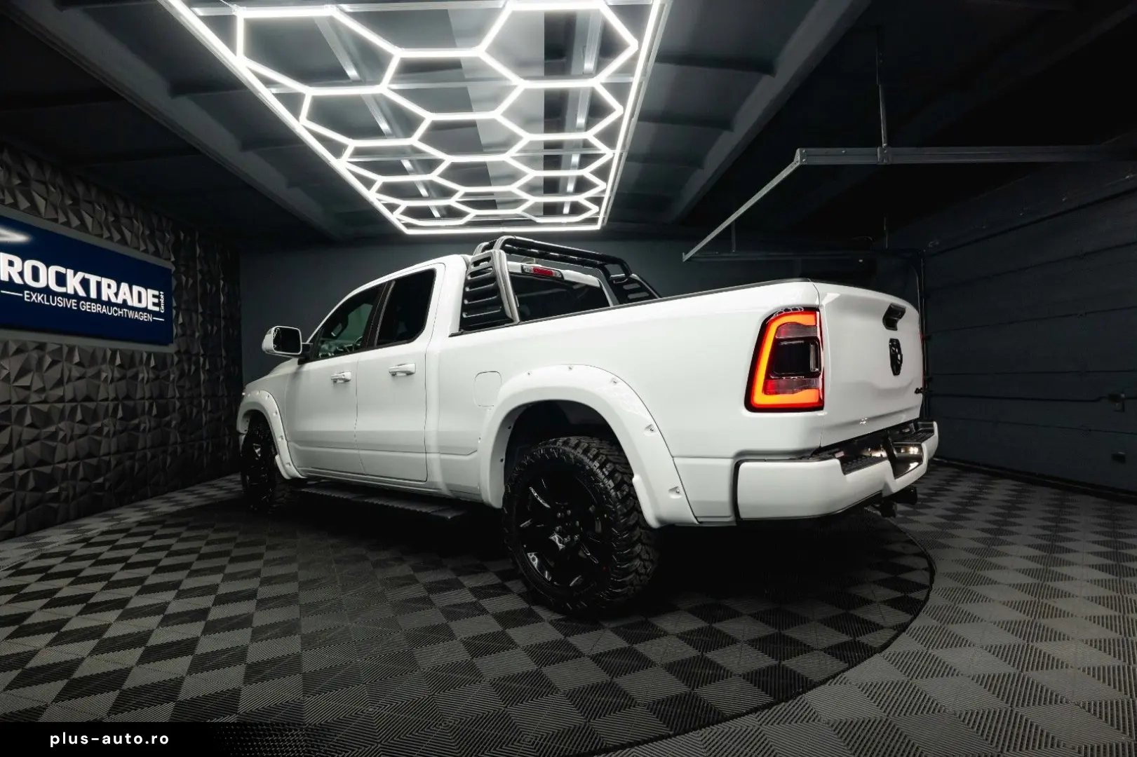 DODGE RAM 5.7 V8 HEMI 4x4 OFFROAD LONGBED Limited 19%