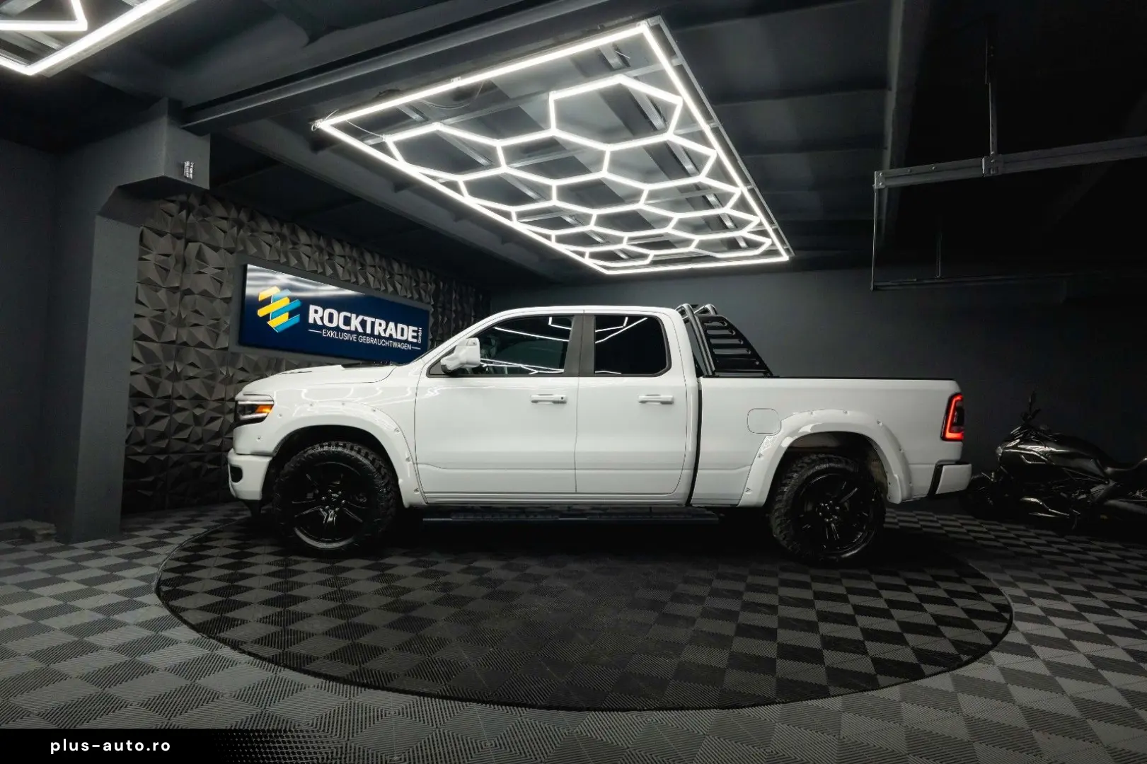DODGE RAM 5.7 V8 HEMI 4x4 OFFROAD LONGBED Limited 19%