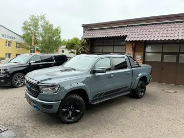 DODGE EU-RAM V8 LPG PANO 12 RADIO LIFT OFFROAD BÜGEL