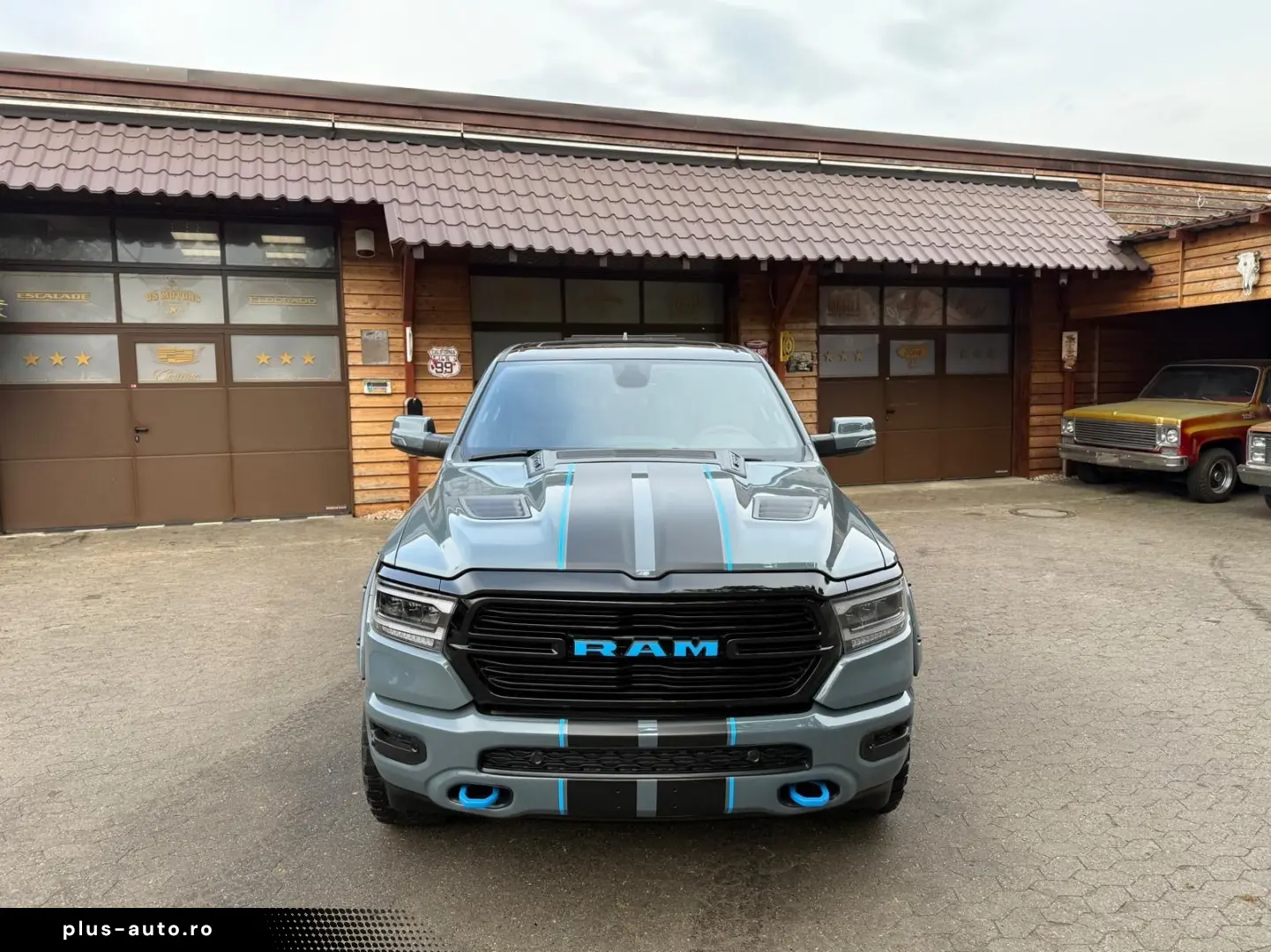 DODGE EU-RAM V8 LPG PANO 12 RADIO LIFT OFFROAD BÜGEL