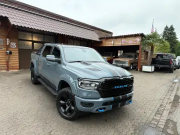 DODGE EU-RAM V8 LPG PANO 12 RADIO LIFT OFFROAD BÜGEL