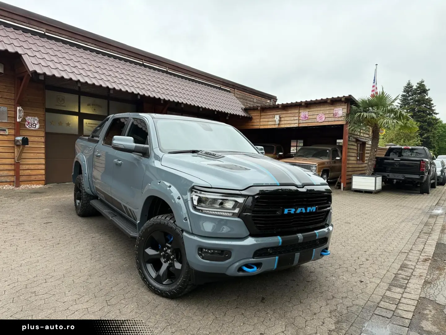 DODGE EU-RAM V8 LPG PANO 12 RADIO LIFT OFFROAD BÜGEL