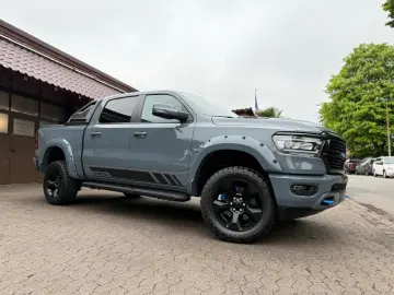 DODGE EU-RAM V8 LPG PANO 12 RADIO LIFT OFFROAD BÜGEL