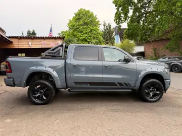 DODGE EU-RAM V8 LPG PANO 12 RADIO LIFT OFFROAD BÜGEL