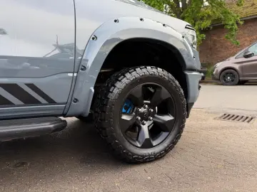 DODGE EU-RAM V8 LPG PANO 12 RADIO LIFT OFFROAD BÜGEL