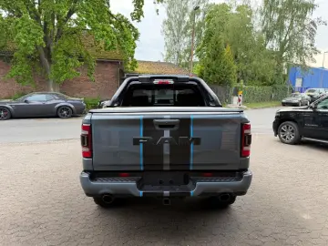DODGE EU-RAM V8 LPG PANO 12 RADIO LIFT OFFROAD BÜGEL
