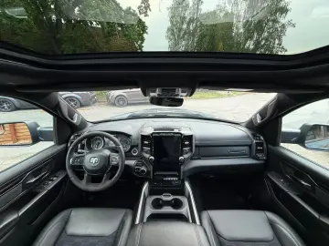 DODGE EU-RAM V8 LPG PANO 12 RADIO LIFT OFFROAD BÜGEL