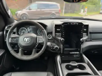 DODGE EU-RAM V8 LPG PANO 12 RADIO LIFT OFFROAD BÜGEL