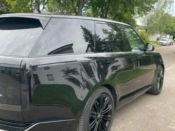 LAND ROVER Range Rover Autobiography