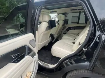 LAND ROVER Range Rover Autobiography