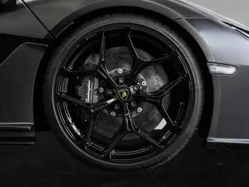 LAMBORGHINI Revuelto   Full Carbon Packs   Sports Seats
