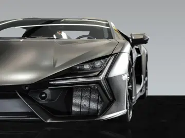 LAMBORGHINI Revuelto   Full Carbon Packs   Sports Seats