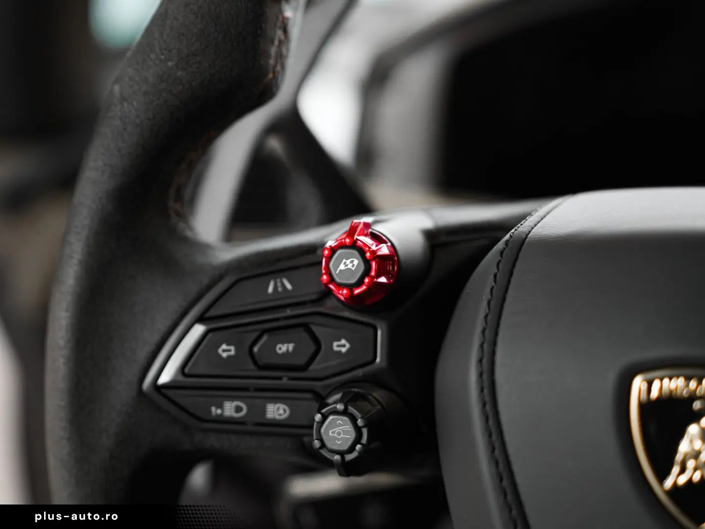 LAMBORGHINI Revuelto   Full Carbon Packs   Sports Seats