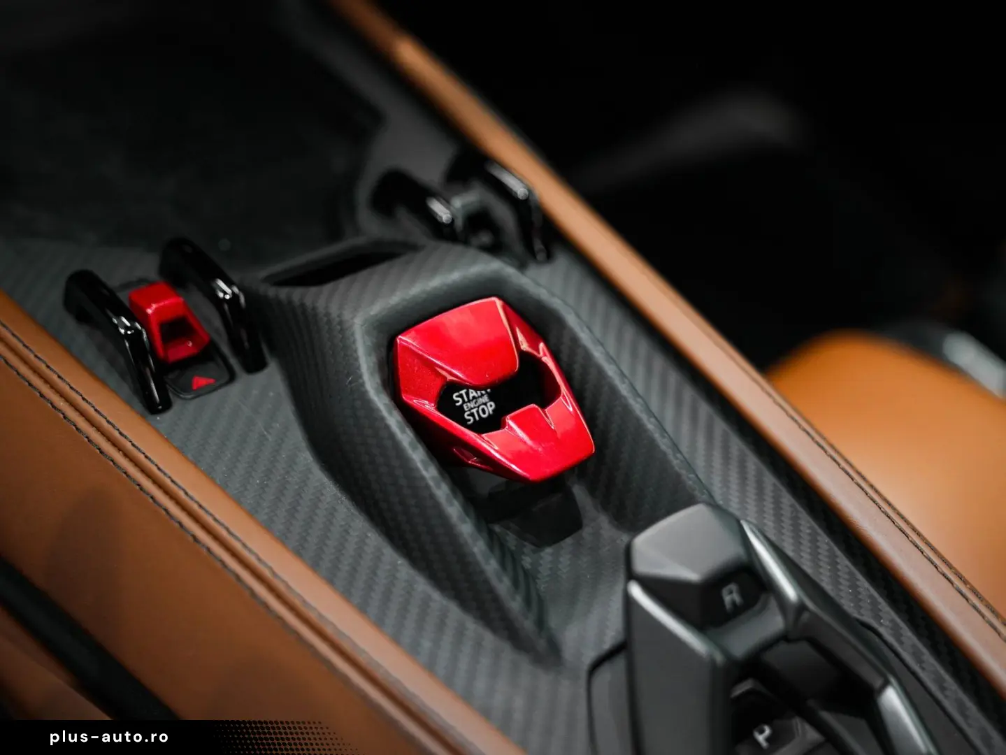 LAMBORGHINI Revuelto   Full Carbon Packs   Sports Seats