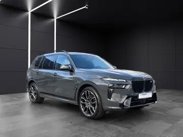 BMW X7 M60 i SKYLOUNGE MERINO 6.SITZER B&W STHZ HUD