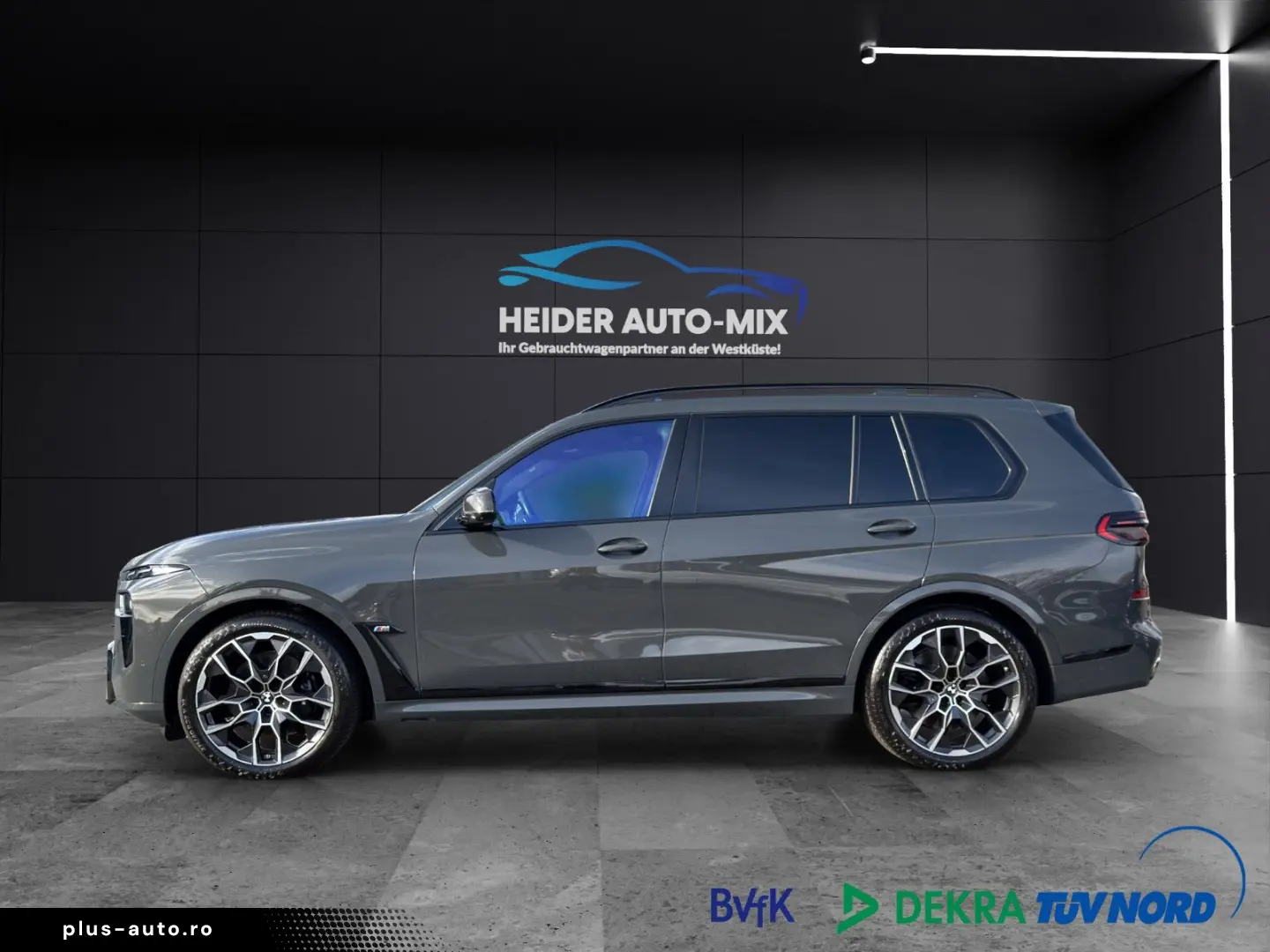 BMW X7 M60 i SKYLOUNGE MERINO 6.SITZER B&W STHZ HUD