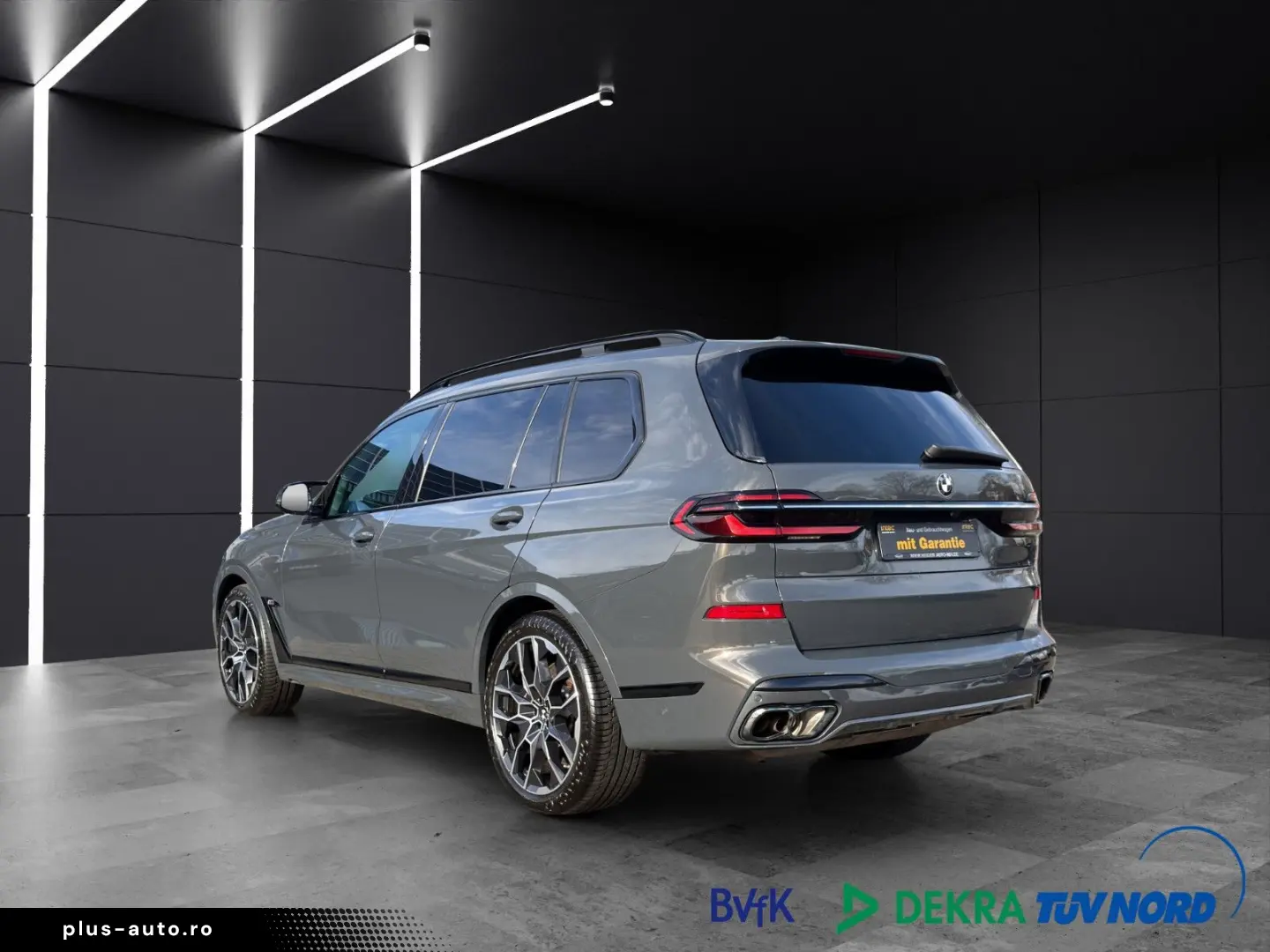 BMW X7 M60 i SKYLOUNGE MERINO 6.SITZER B&W STHZ HUD