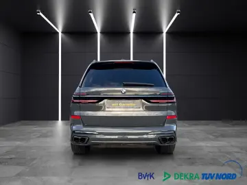 BMW X7 M60 i SKYLOUNGE MERINO 6.SITZER B&W STHZ HUD