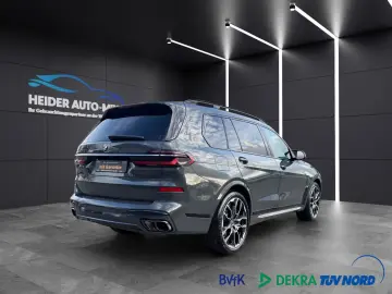 BMW X7 M60 i SKYLOUNGE MERINO 6.SITZER B&W STHZ HUD