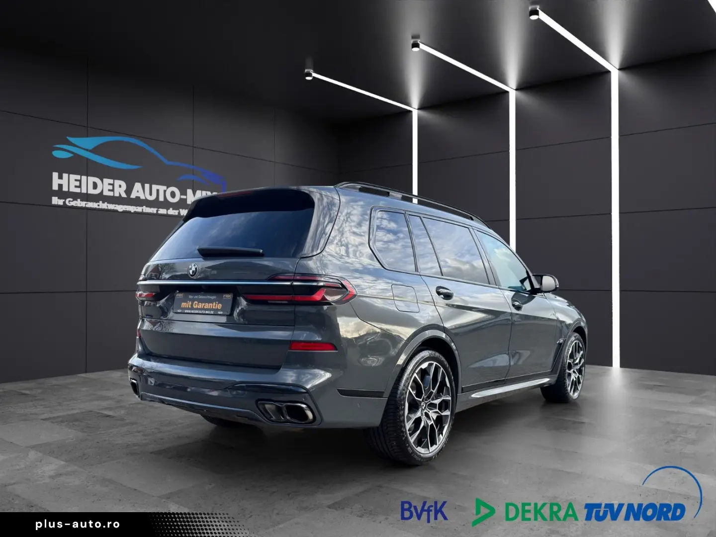 BMW X7 M60 i SKYLOUNGE MERINO 6.SITZER B&W STHZ HUD