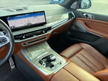 BMW X7 M60 i SKYLOUNGE MERINO 6.SITZER B&W STHZ HUD
