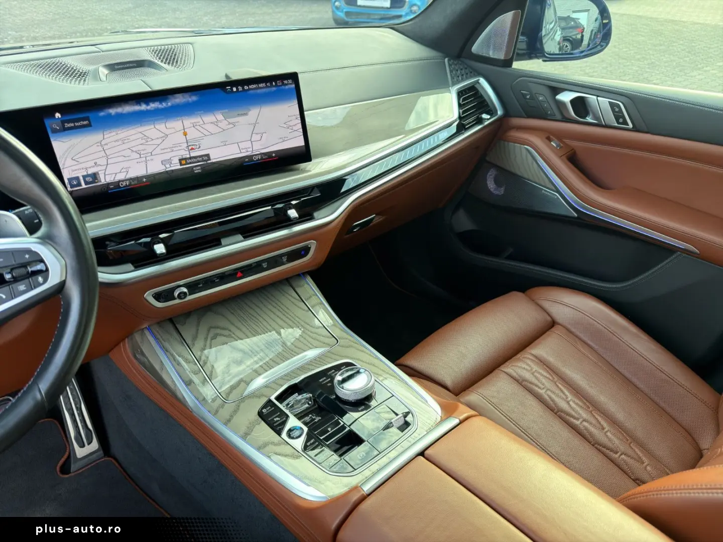 BMW X7 M60 i SKYLOUNGE MERINO 6.SITZER B&W STHZ HUD