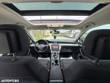 Volkswagen Passat 1.6 TDI - DSG Comfort