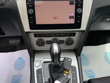 Volkswagen Passat 1.6 TDI - DSG Comfort