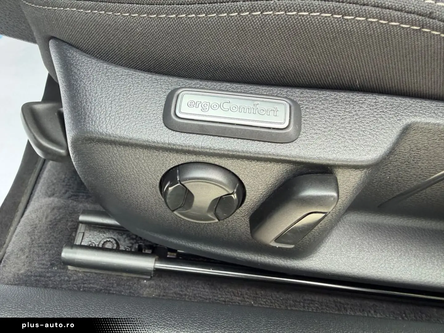 Volkswagen Passat 1.6 TDI - DSG Comfort