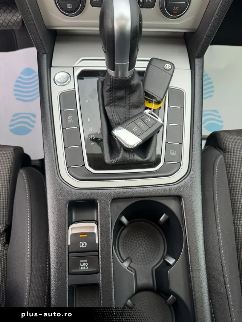 Volkswagen Passat 1.6 TDI - DSG Comfort